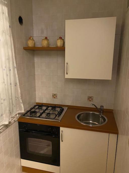 Enry Station House Apartment บารี ภายนอก รูปภาพ